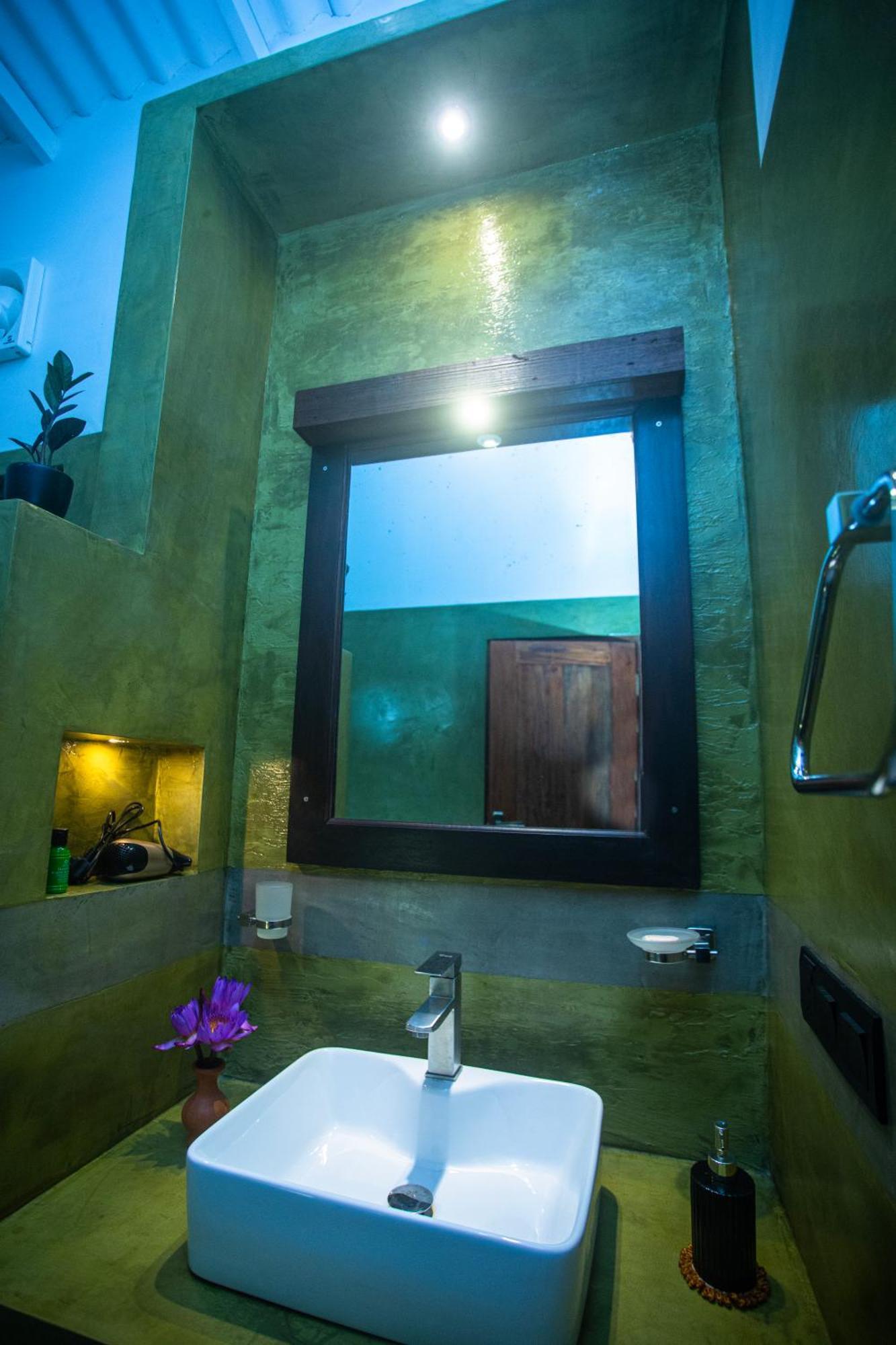 Aki Luna Lagoon Resort Hikkaduwa Dış mekan fotoğraf