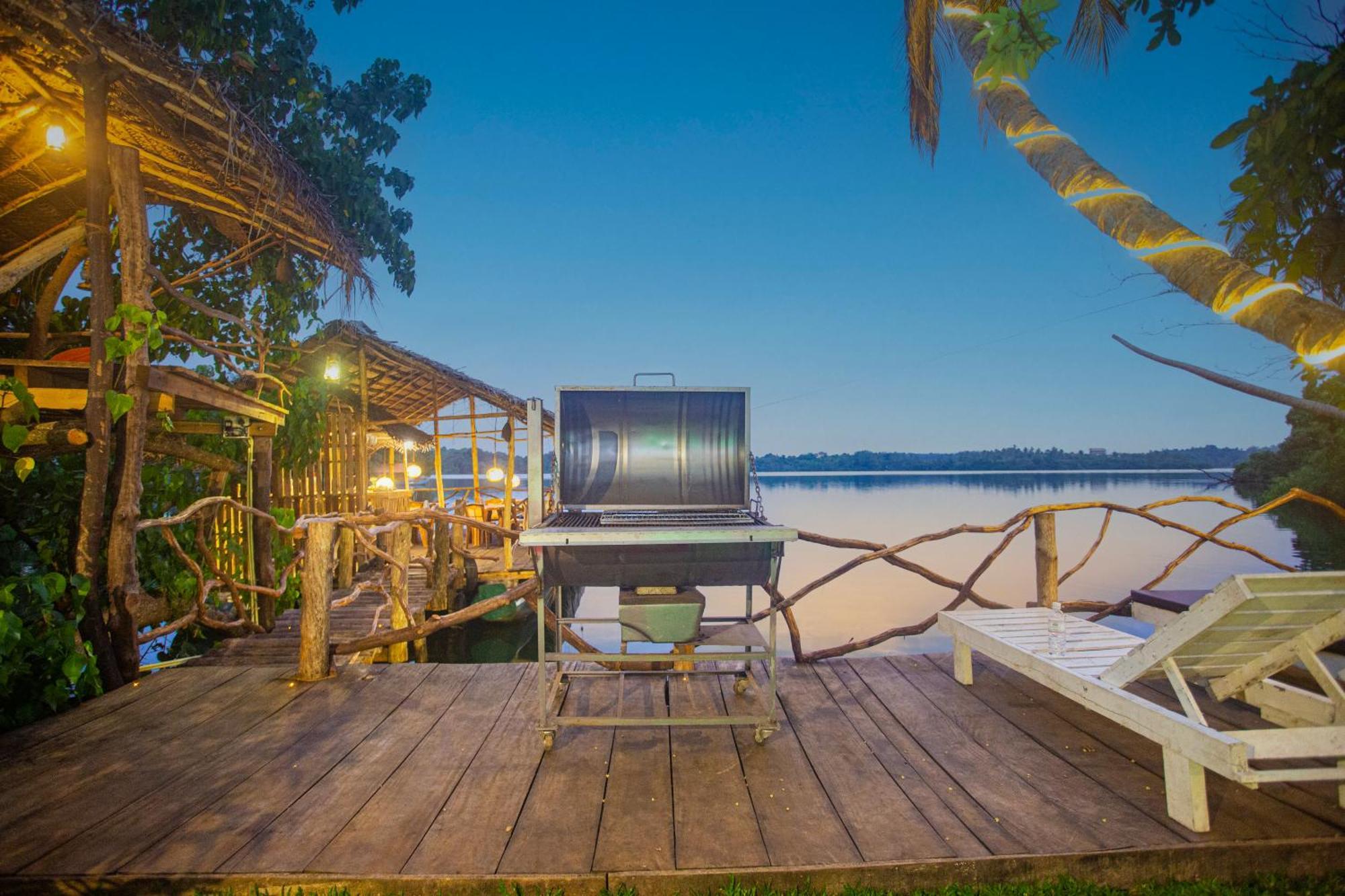 Aki Luna Lagoon Resort Hikkaduwa Dış mekan fotoğraf